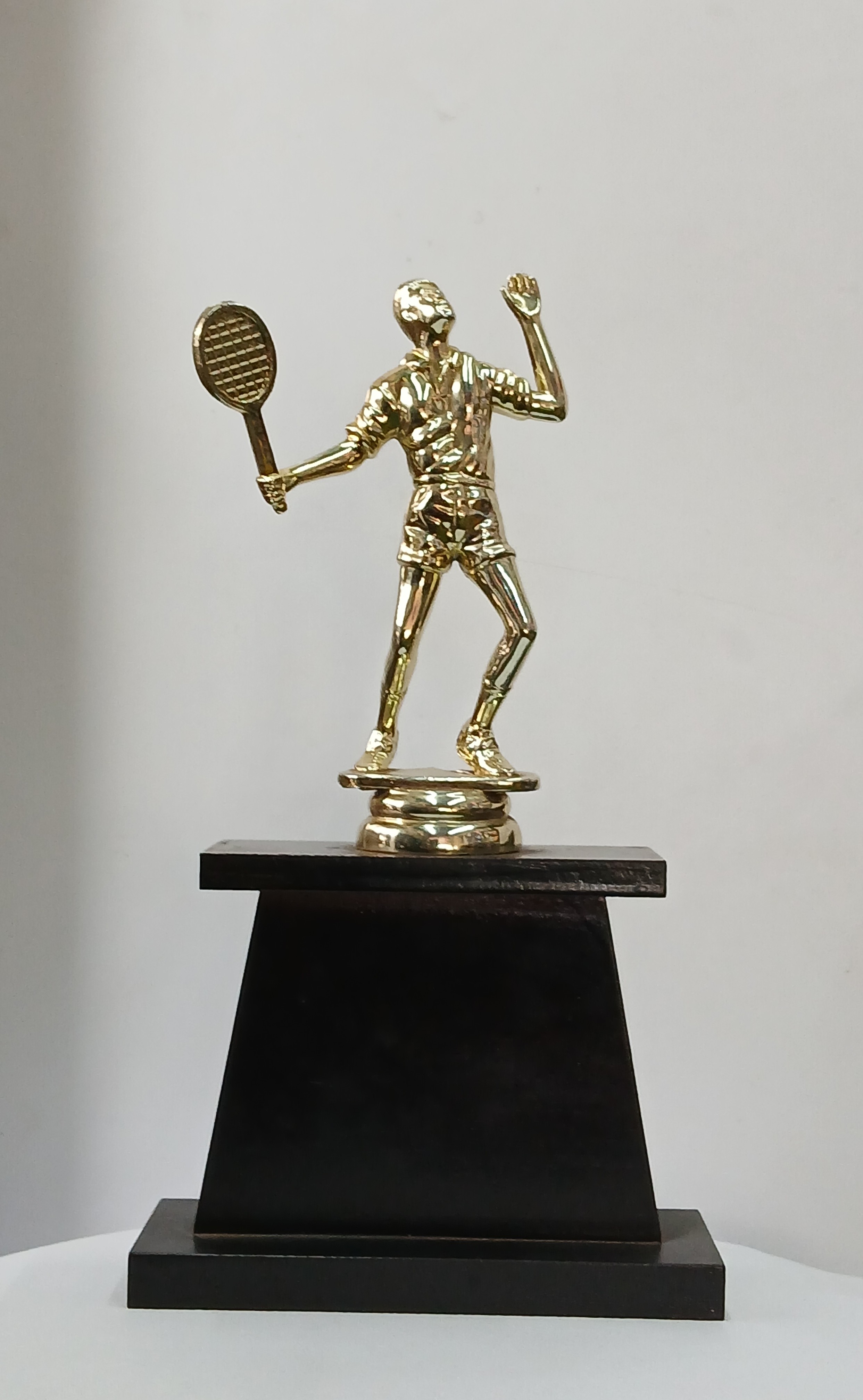 badminton best player trophy