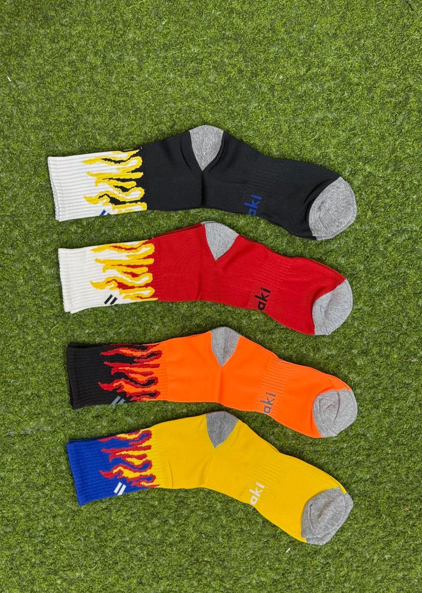mizaki fire socks